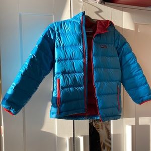 Patagonia Down Jacket with hood. Boy’s Size M/Women Size XS